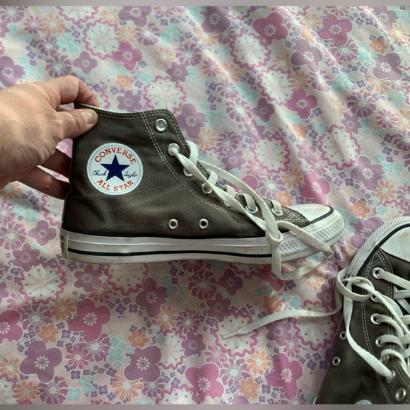 Grey high top converse women’s size 8 - Picture 3 of 11